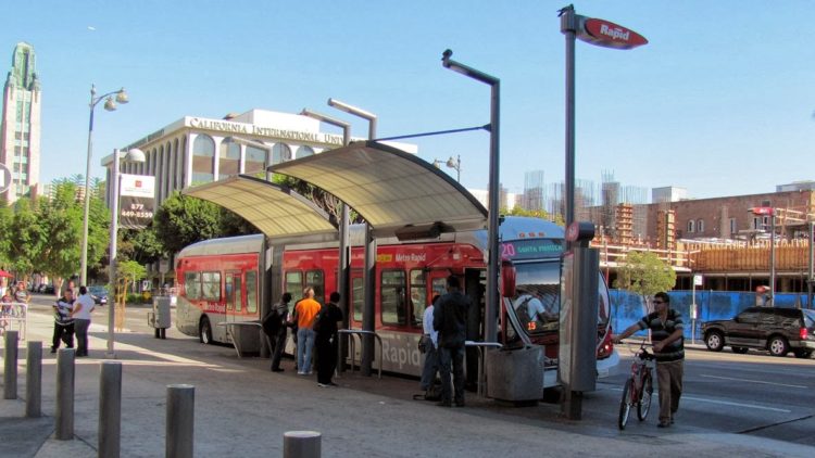 LA Metro Rapid Station Design and Implementation