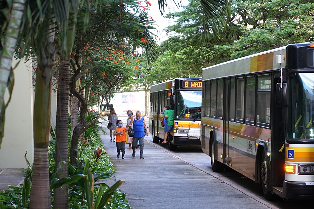 Honolulu bus